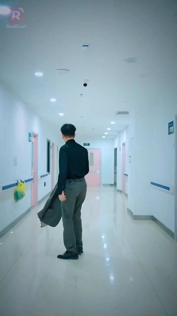 Nos Braços do Meu Ex Após o DivórcioFoto