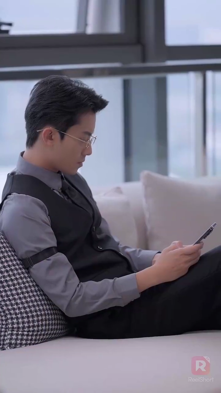 Meu Amor Virtual, Meu CEOFoto