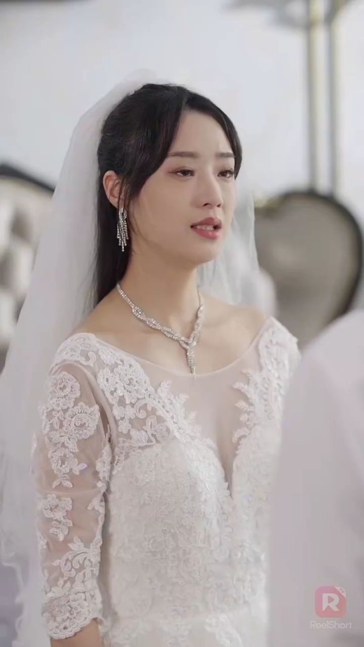 Mending a broken love (English-dubbed)Foto