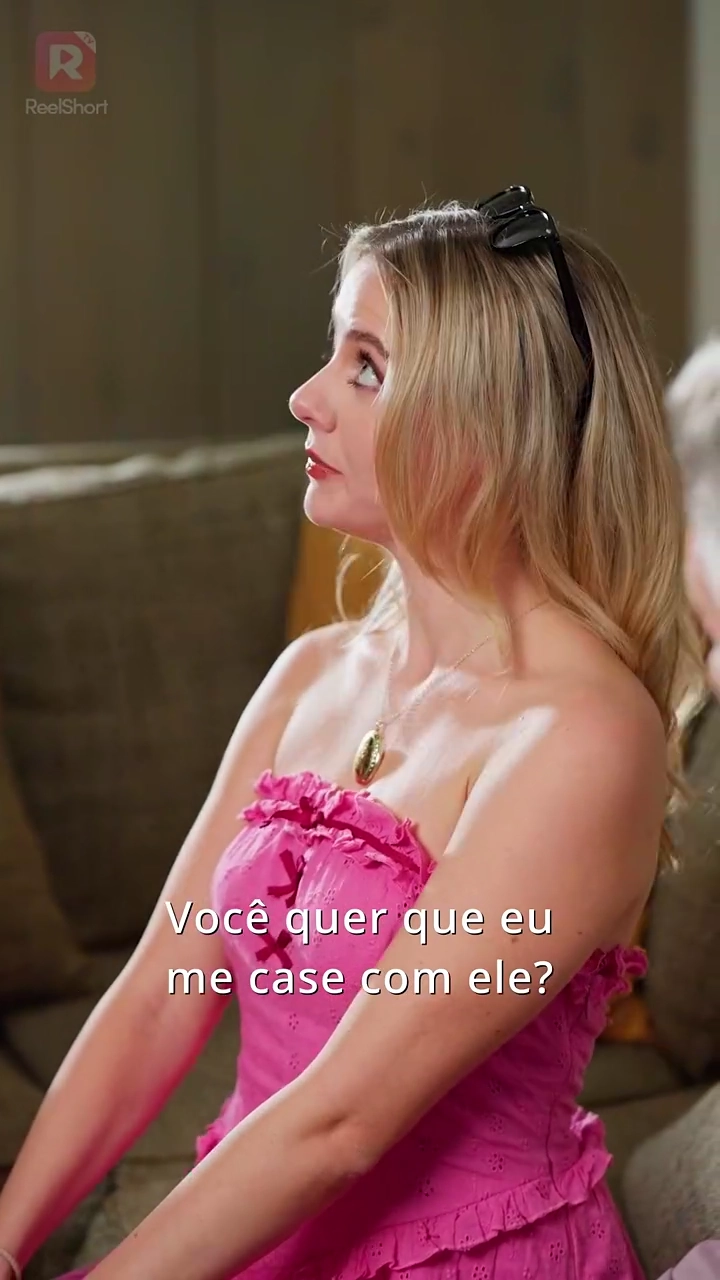 Estrangeiros em Amor SecretoFoto