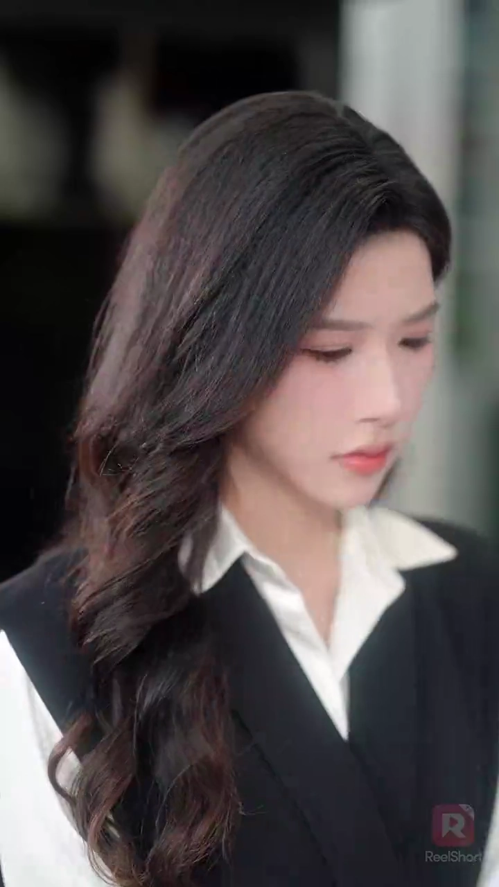 My Husband Is a Hidden Big ShotFoto