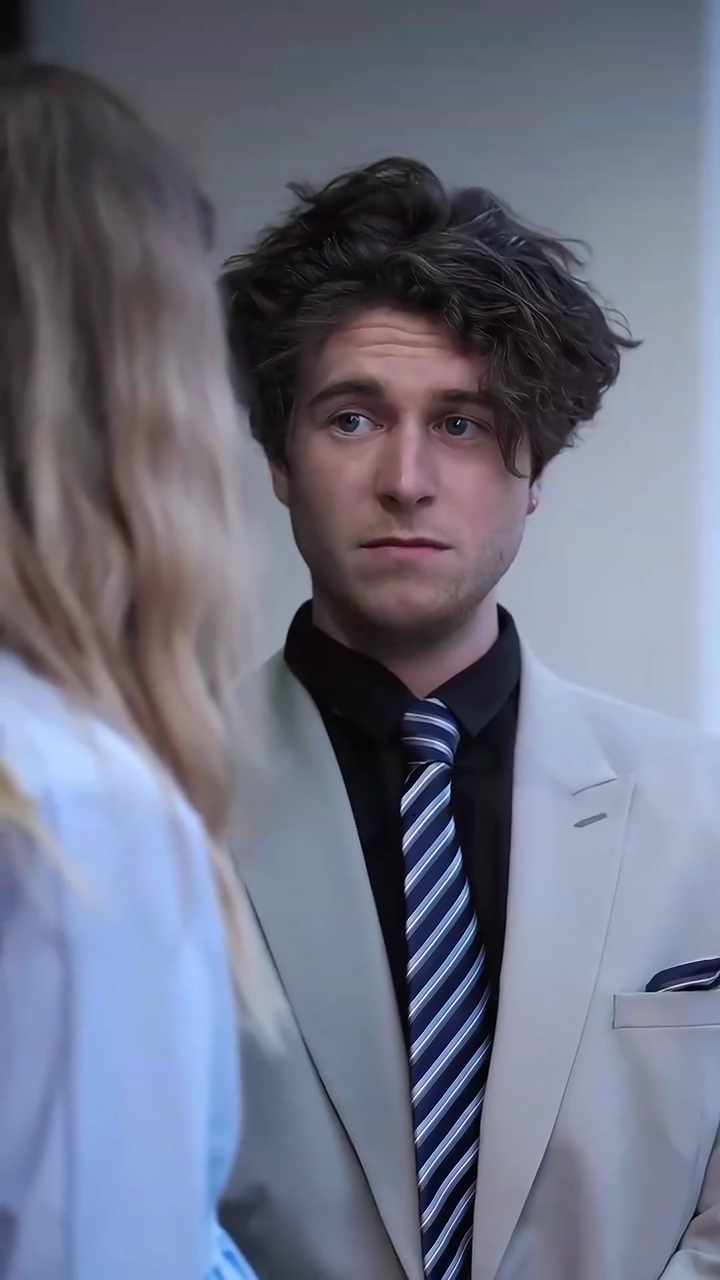 A Esposa do CEO é uma Chefe SecretaFoto