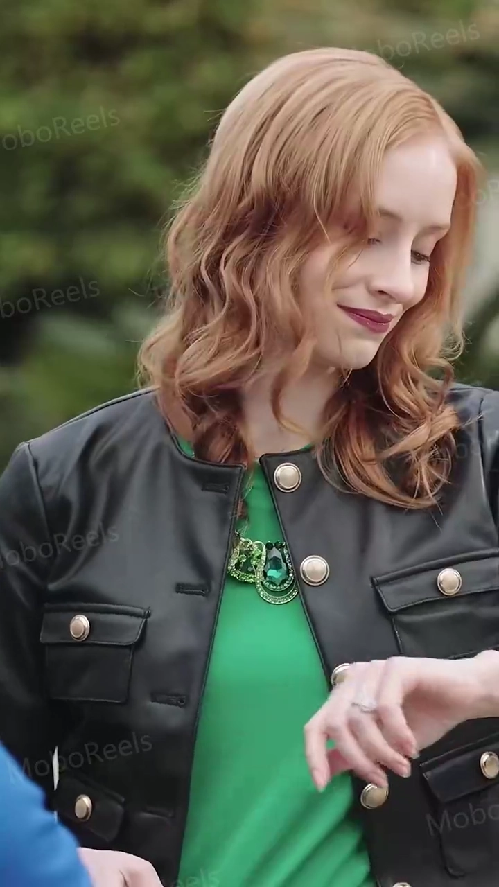 Ex-Mulher do CEO, Herdeira BilionáriaFoto