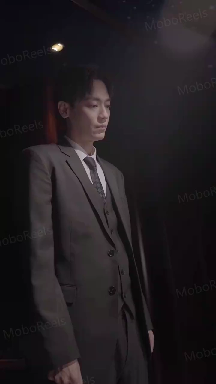 My Thousand-year-old Darling WifePhoto