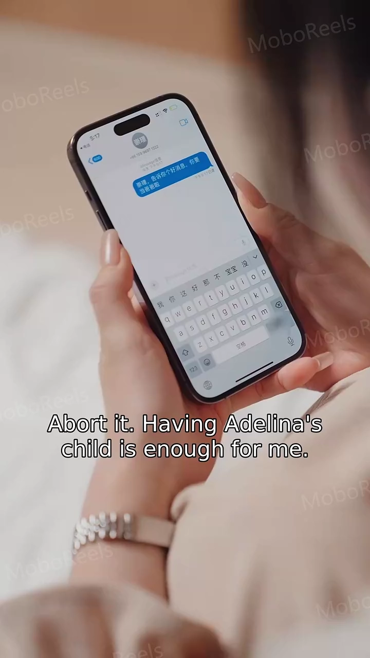 The Lady's Big ExitPhoto