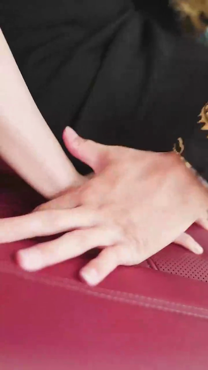 My Ex-husband Is a Divine DoctorPhoto