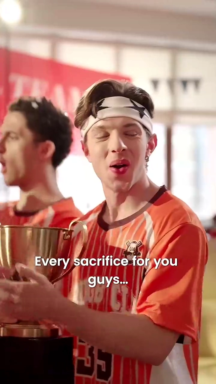 Too Late to Miss MePhoto