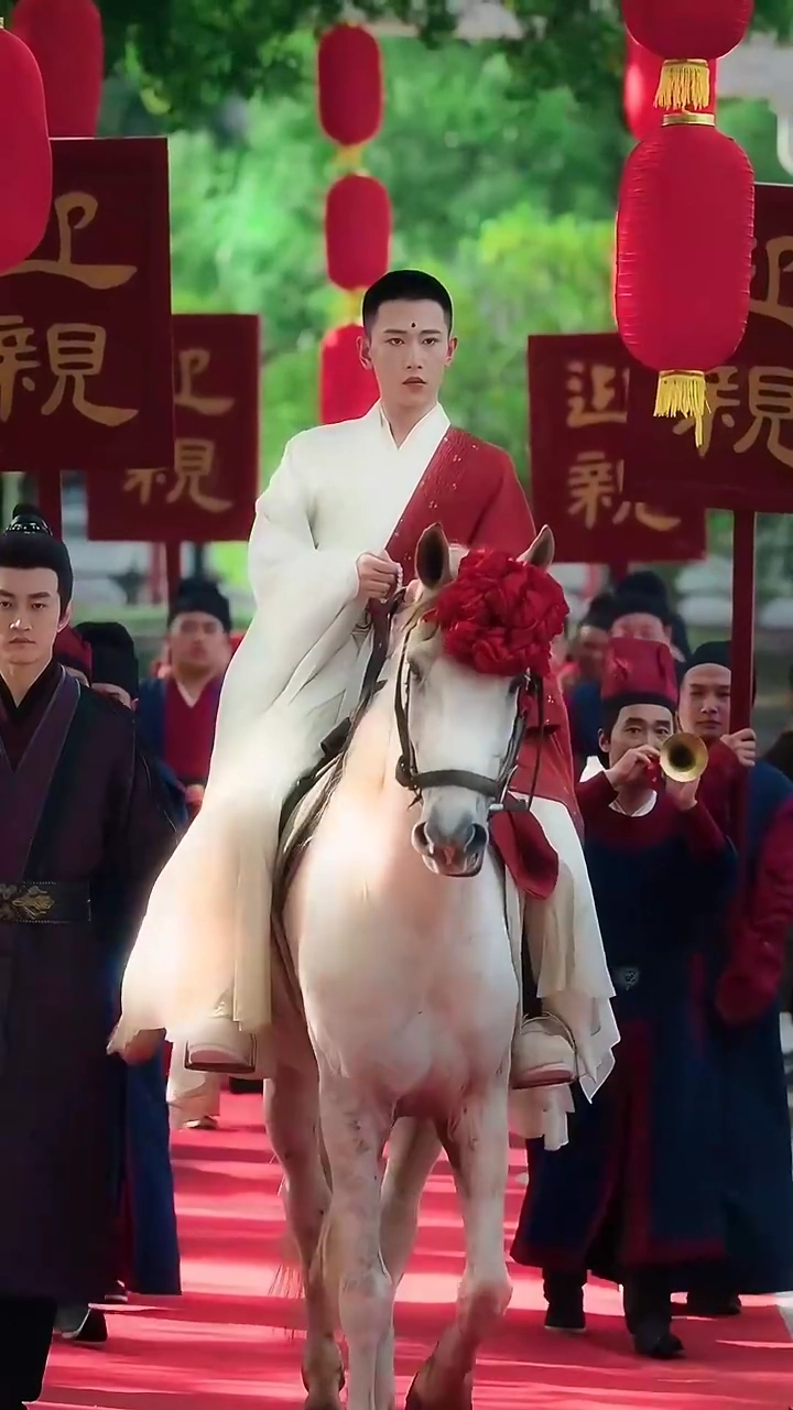 仏前の灯火に君は見えず写真