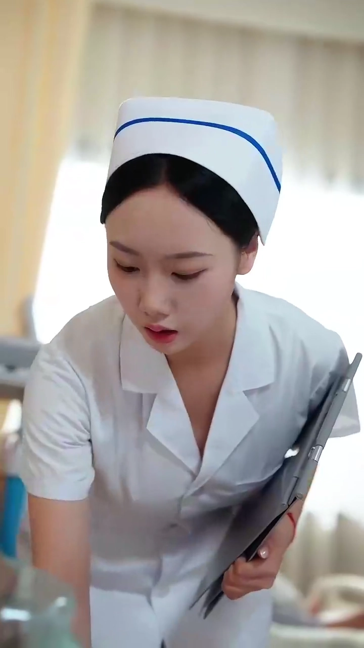 嘘が真実になる:どん底サラリーマンの逆襲写真