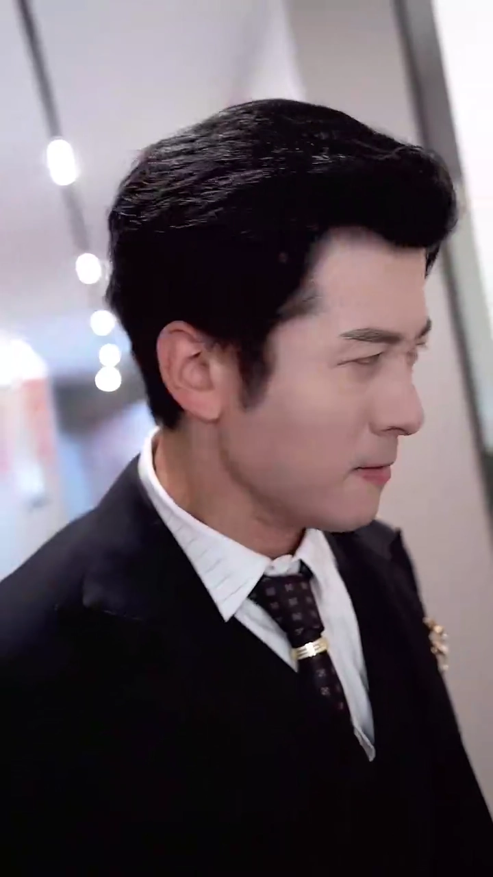 มิอาจเสียใจรูปภาพ