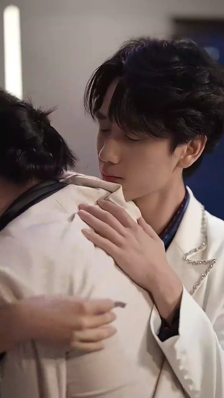 แสงจันทร์โอบล้อมใจรูปภาพ