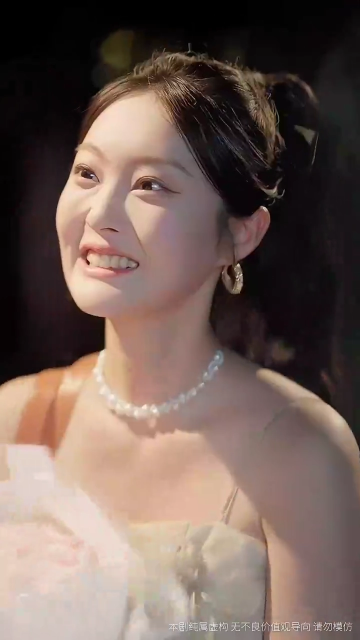 Cinta yang Tersiratfoto