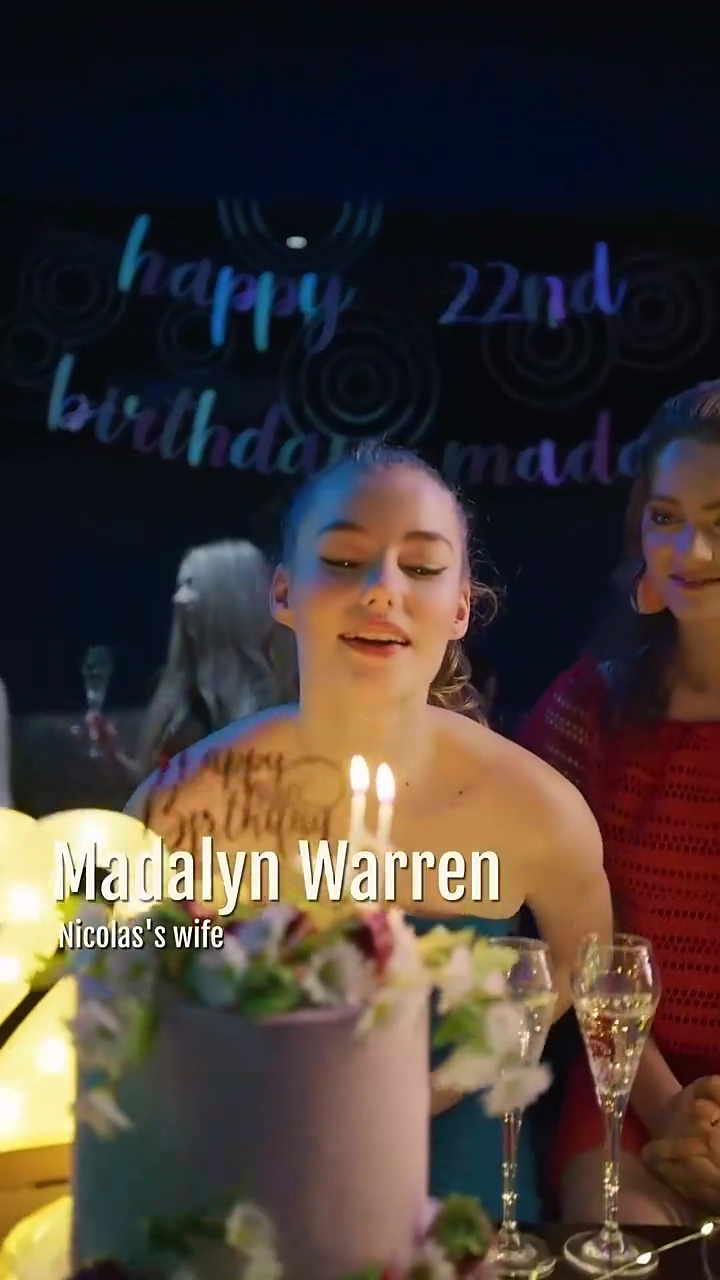 Sahabat Ayah Menjadikanku Istri Miliaran Dolarnyafoto