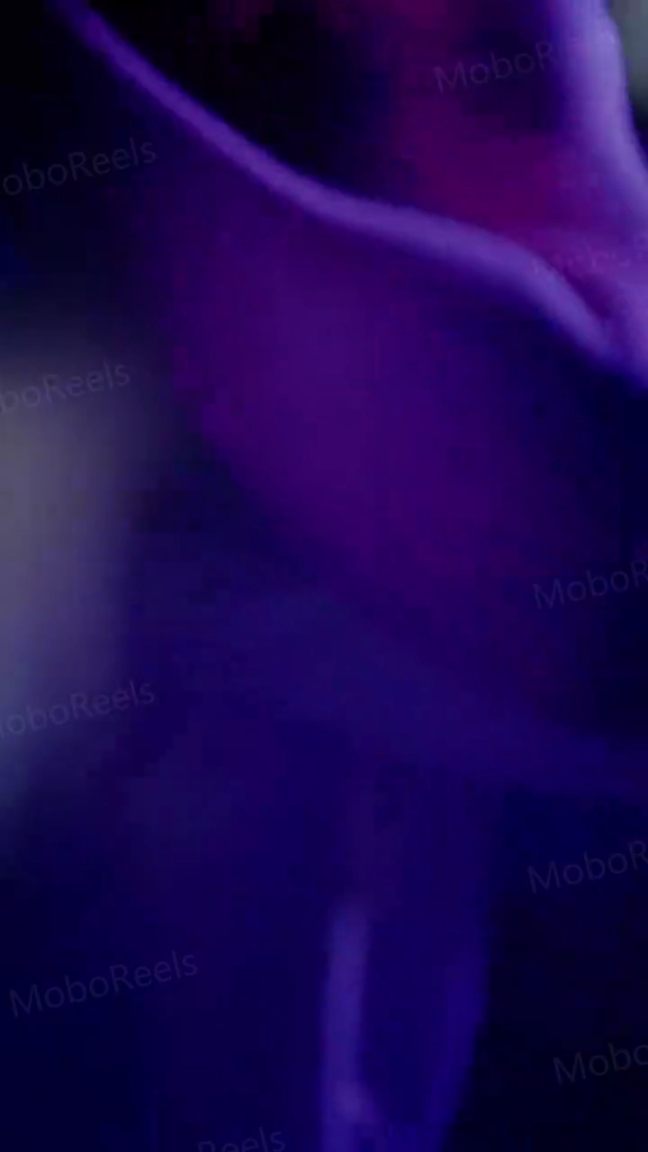 Kembar yang Bersemangat dan Ayah CEO Merekafoto