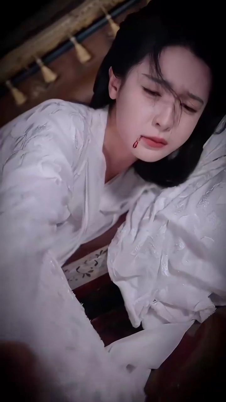 Di Sisi Sang Penguasafoto