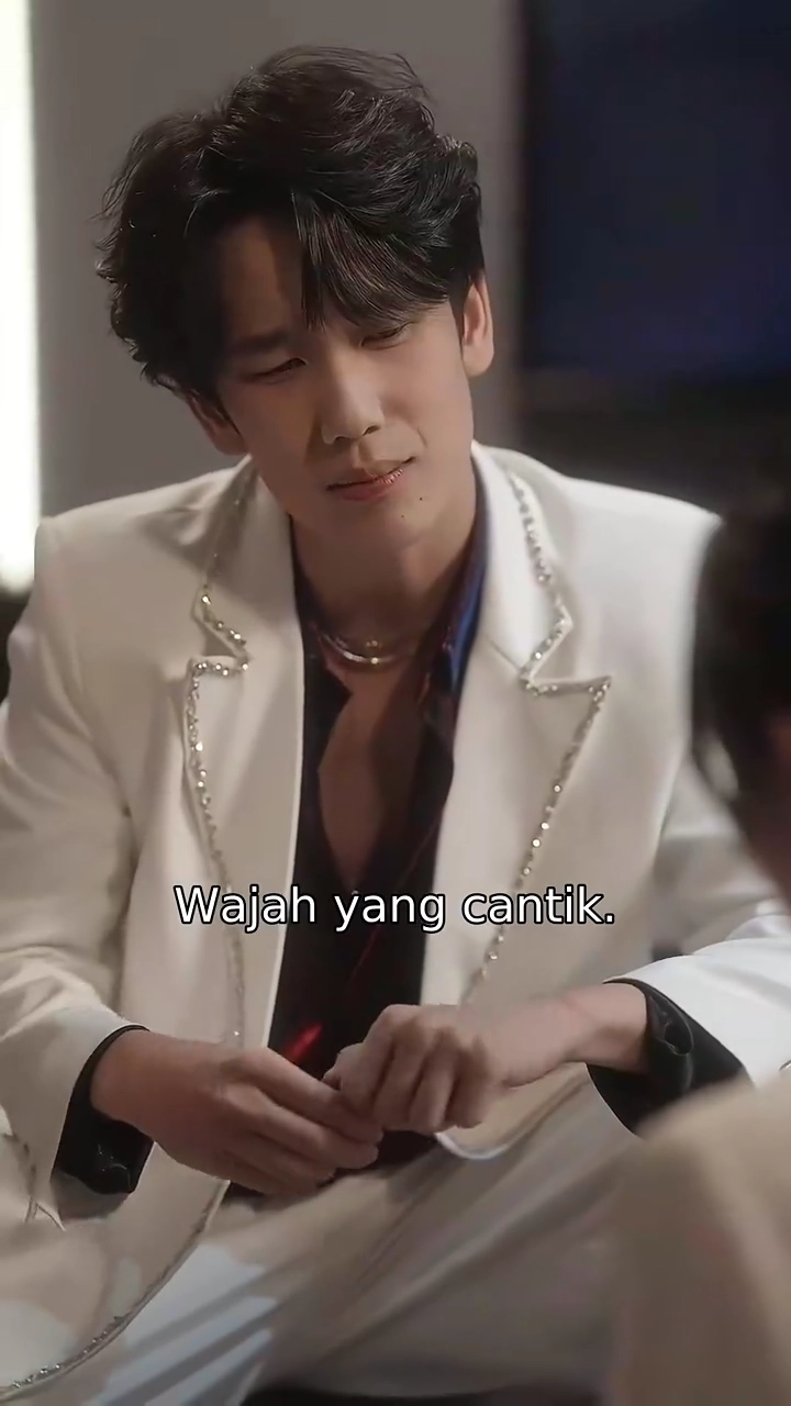 Cinta Lahir dari Satu Malamfoto