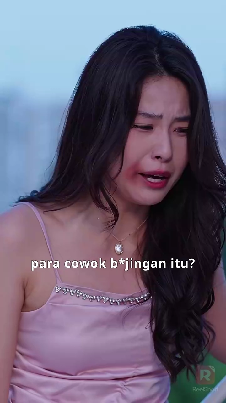 Menjauhlah Dariku, Suami Pengkhianatfoto