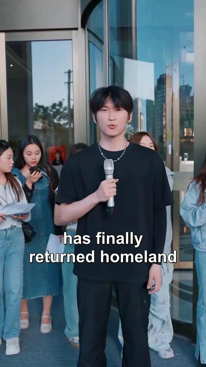 Transformasi Si Itik Buruk Rupa: Permainan Tukar Wajahfoto