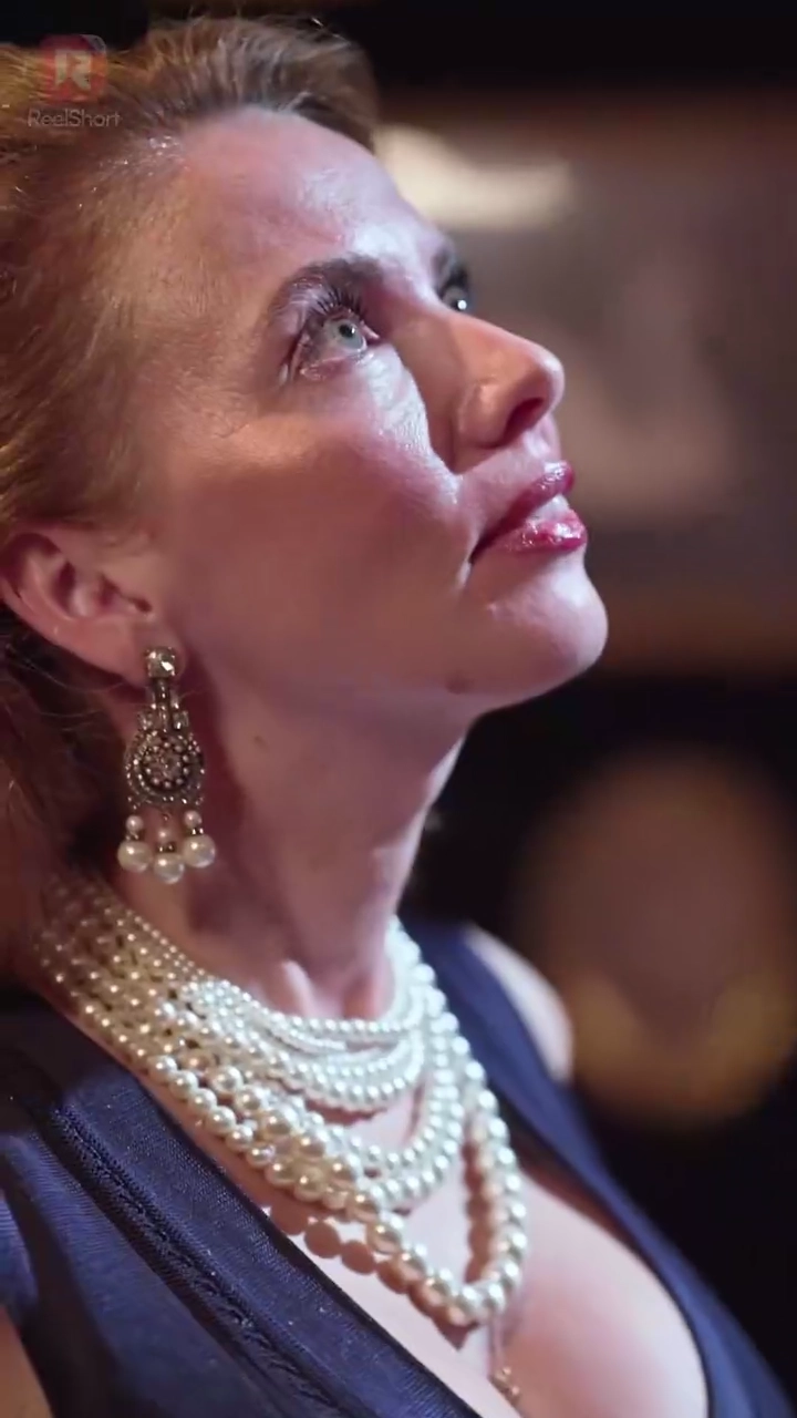 Suamimu Kini Milikkufoto