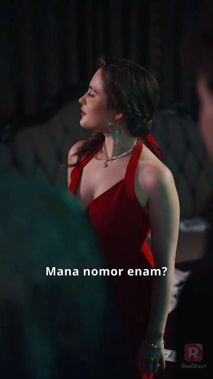 Skandal Cinta Bos Mafiafoto