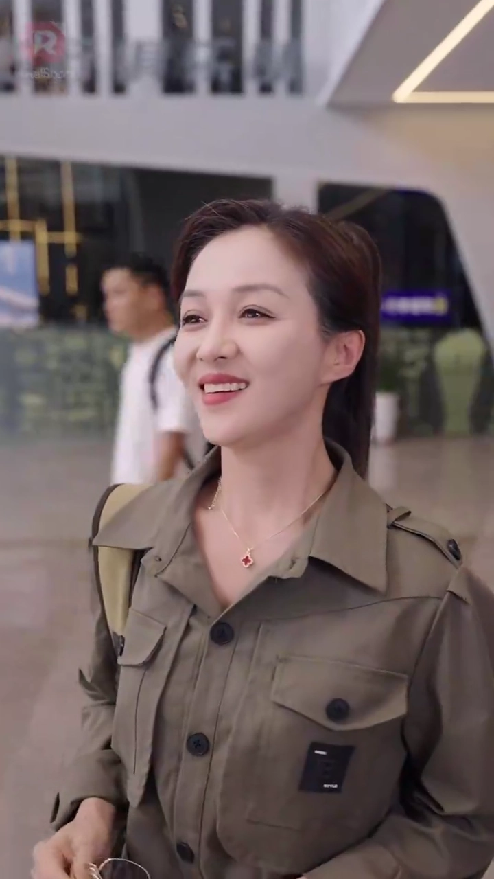 Kau Menantang Wanita yang Salahfoto