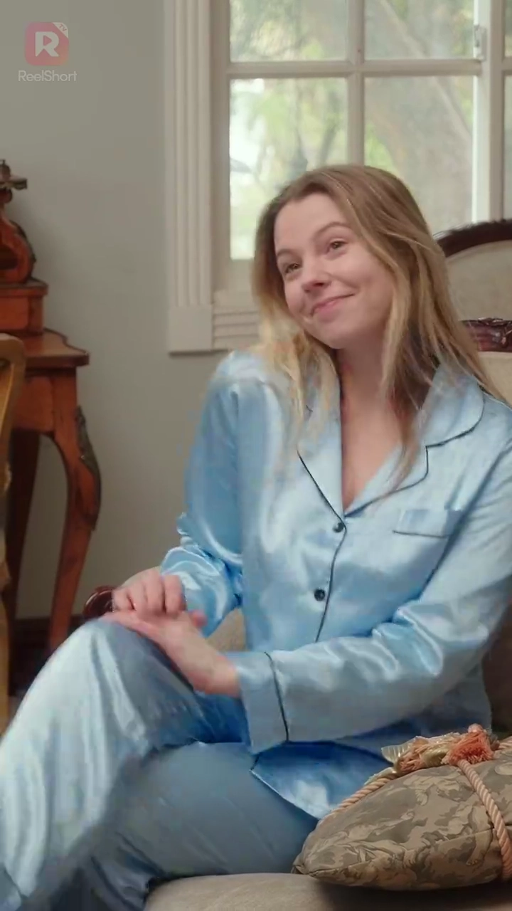 (พากย์) ทายาทที่แท้จริง VS ราชินีผึ้งตัวปลอมรูปภาพ