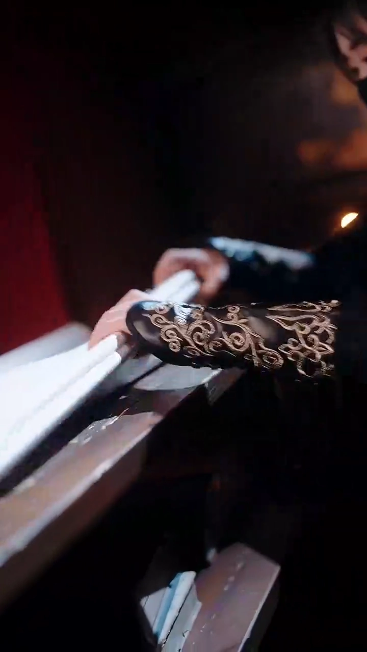 La Dame Délicate au Secret MortelPhoto