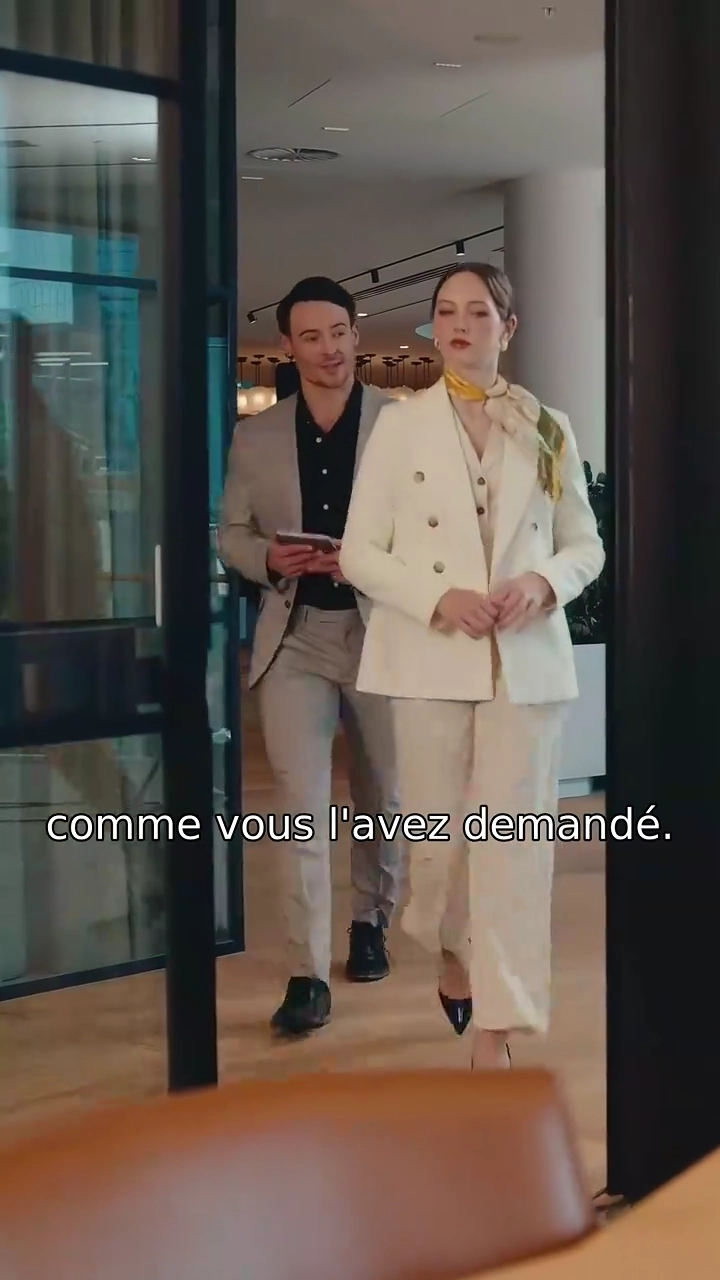 La Reine des Actions Fait Son RetourPhoto