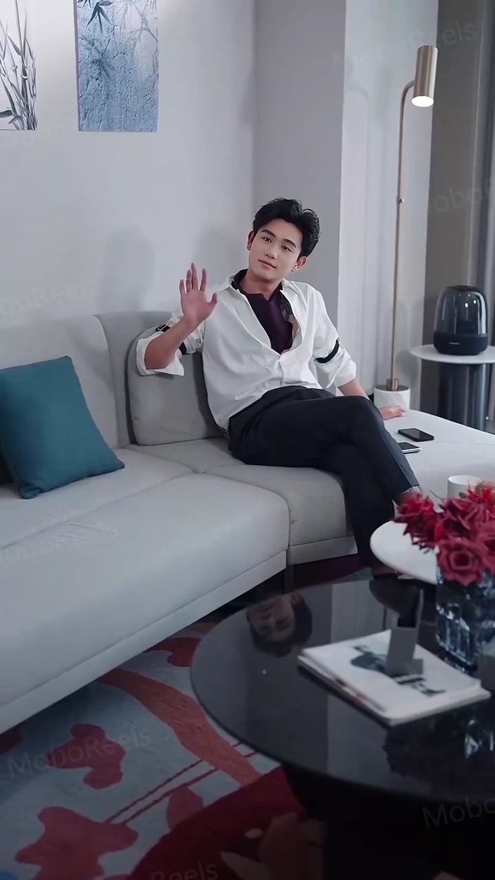 Le patron montre son amour ouvertementPhoto