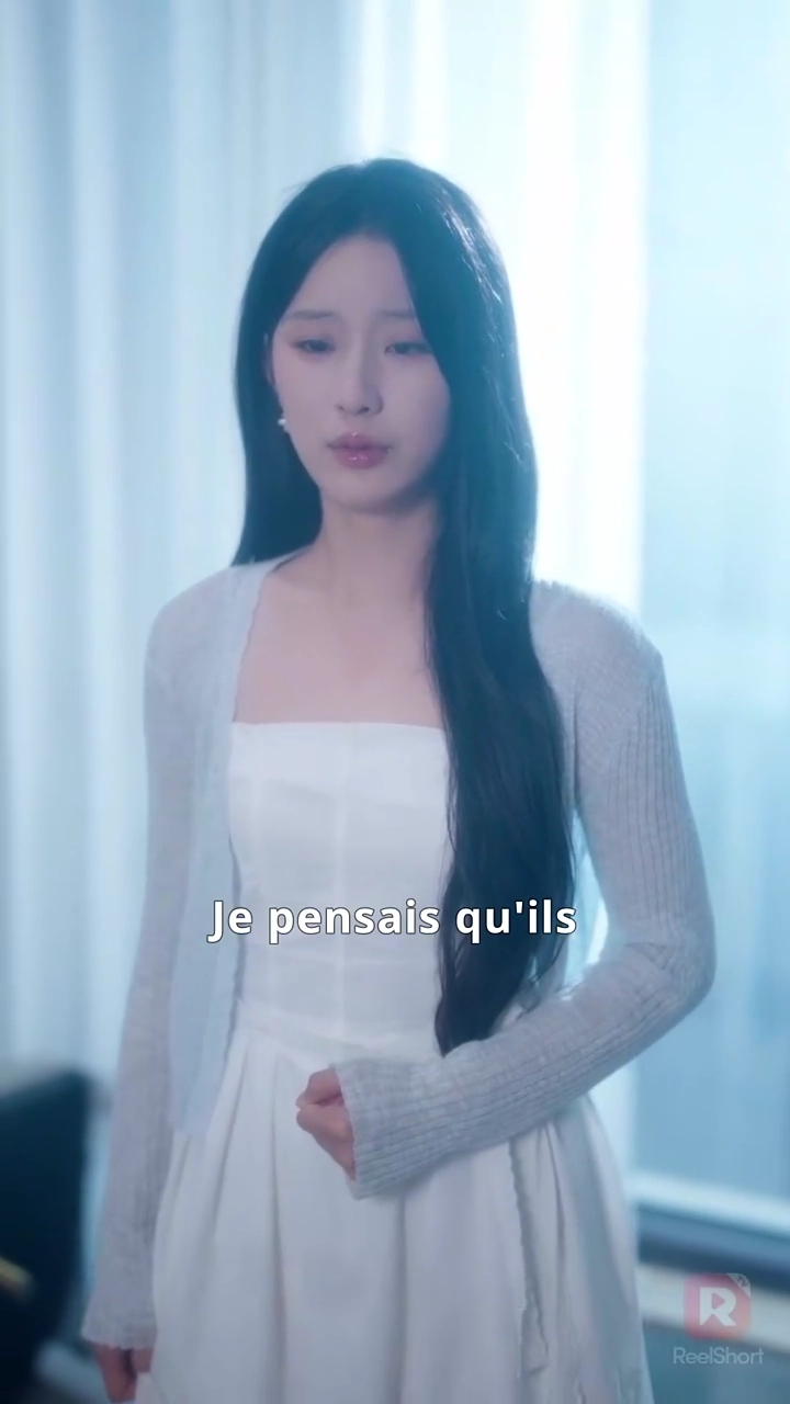 De l’ombre à l’élite : devenir la femme du CEOPhoto