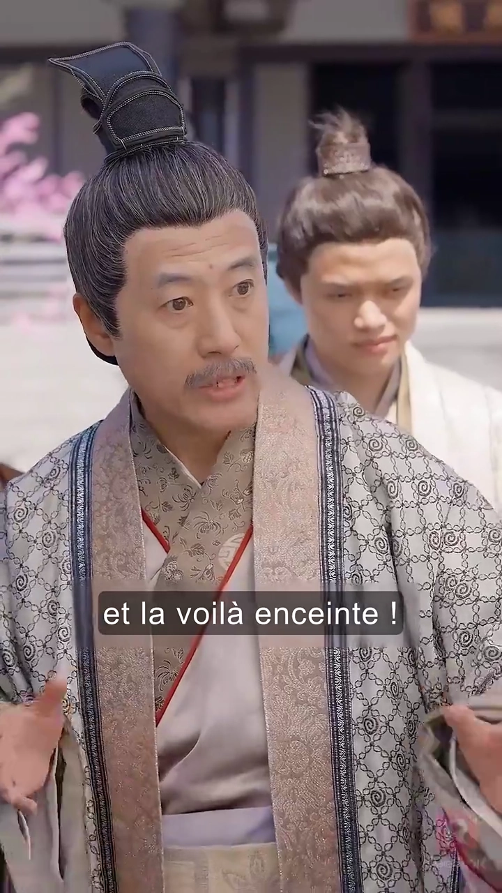 Lance Trahie, Vérité MasquéePhoto