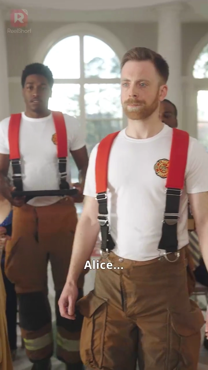 Mon Fiancé Pompier Disparu, Revenu MilliardairePhoto