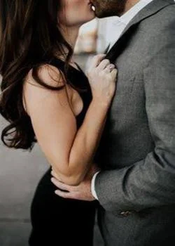 Portada de la novela amor a través del tiempo