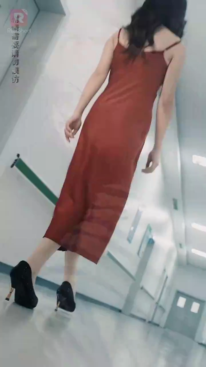 消えた妻の秘密、CEOと三つ子の再会写真