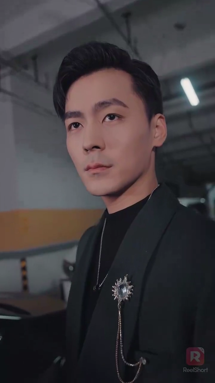 億万長者の叔父から溺愛されました写真