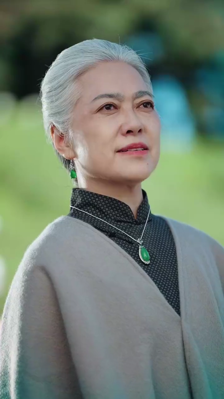 千年太子 新南家の当主に写真