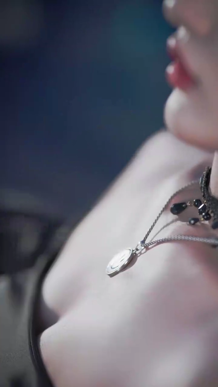 愛で解かれる呪い写真