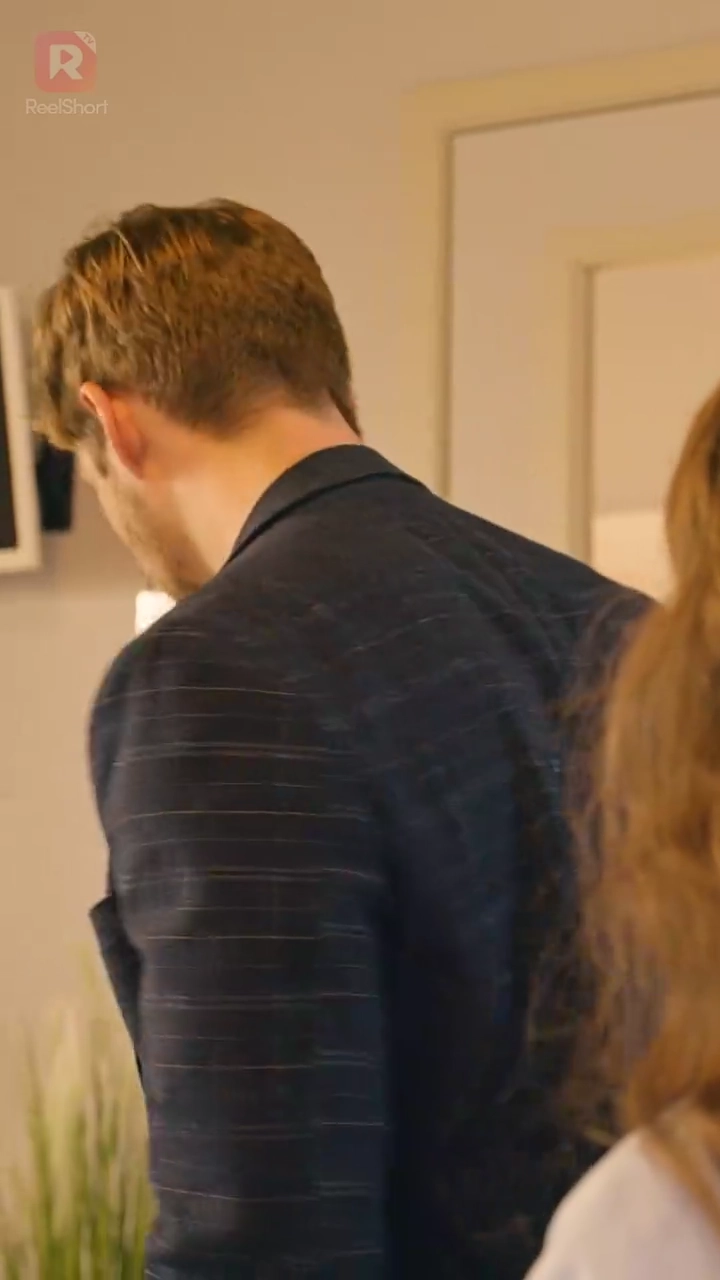 億万長者アルファとの契約結婚：運命の妊娠写真