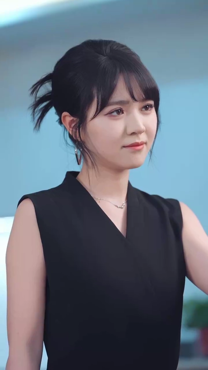 目覚めた 17 歳：偽りの家族と訣別し写真