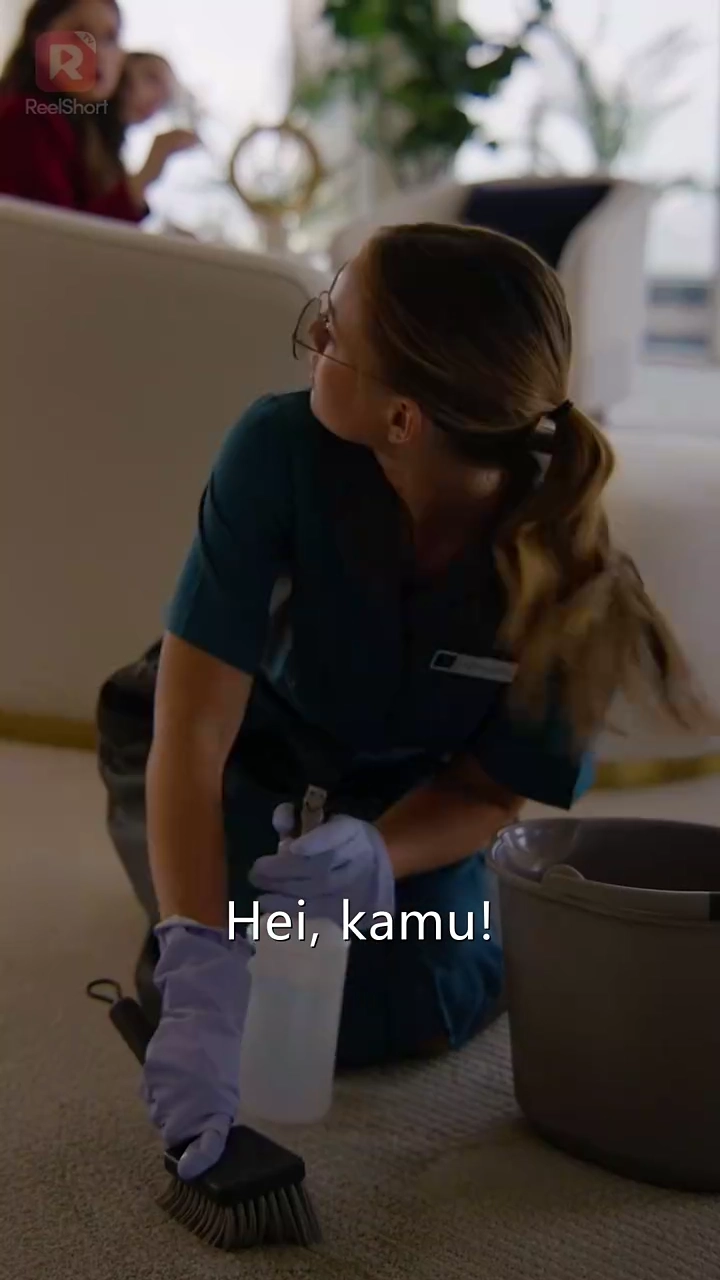 Jangan Ganggu: Bos Wanita Berdisguis!foto