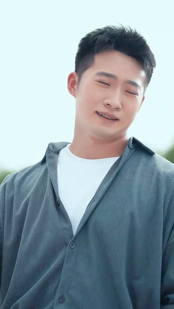 [Versi suara dubbing] Harga dari Pengabdian Butafoto