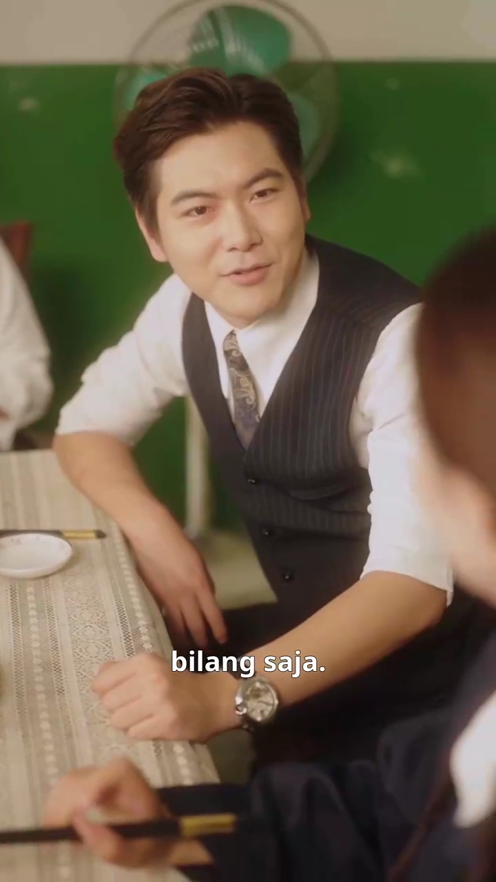 [Versi suara dubbing] Dari Penjual ke Raja Bisnis: Janji yang Dibrokolkanfoto