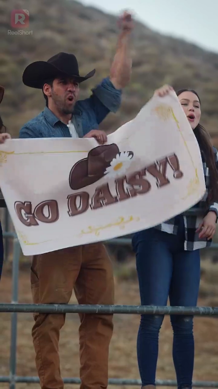 Daisy Tucker dan Pria Kotafoto