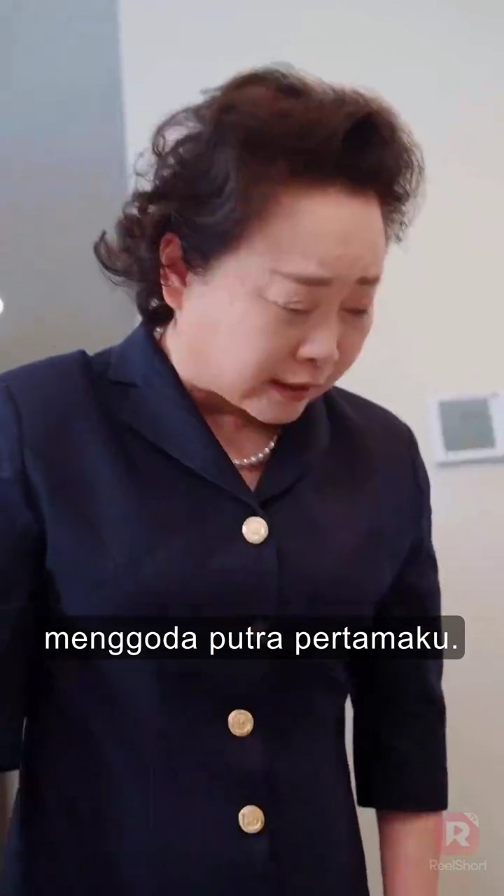 Selamat Tinggal Mantan, Aku Kembali Menjadi Ahli Warisfoto