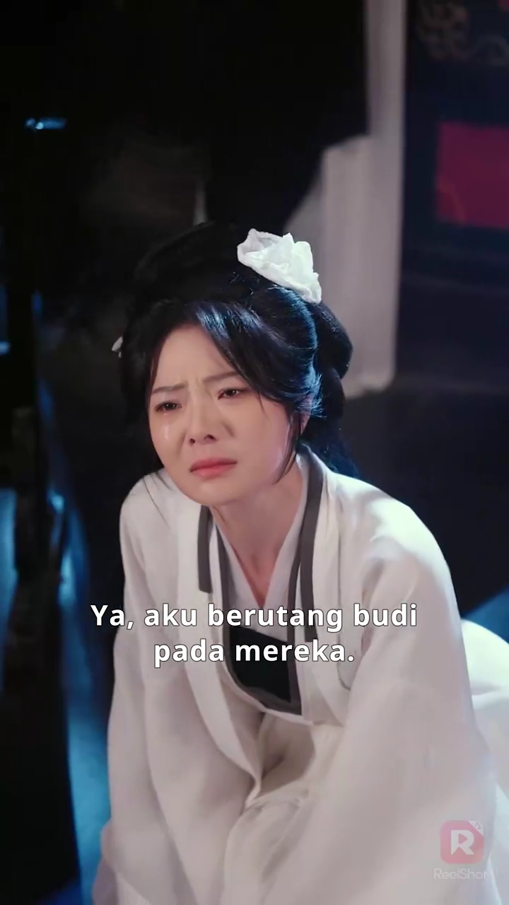 Mempelai Terlahir Kembali: Menyelamatkan Putra Mahkotafoto