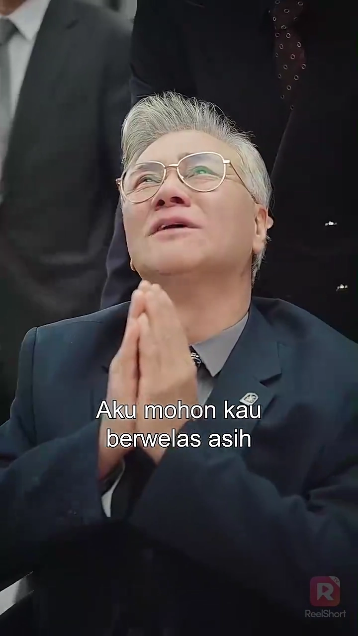 [Versi Dub] Istriku, Cintakan Sampai Langitfoto