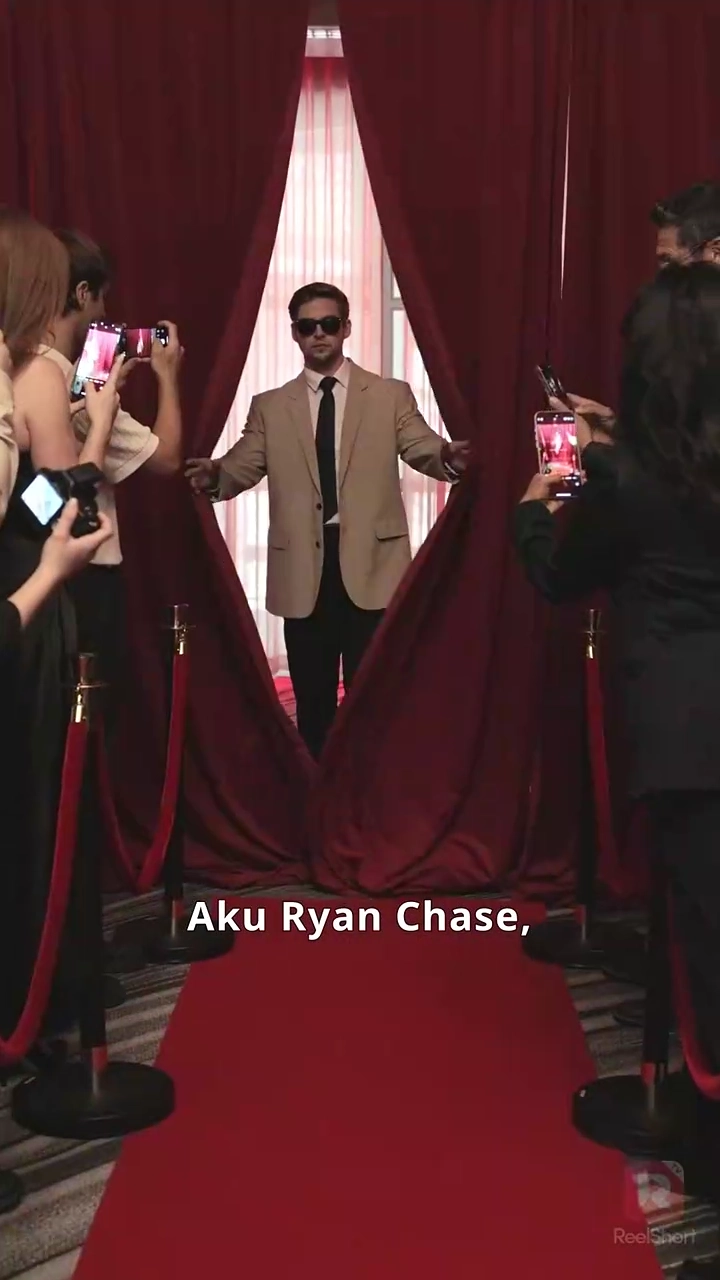 Sang Raja Bangkit Kembalifoto