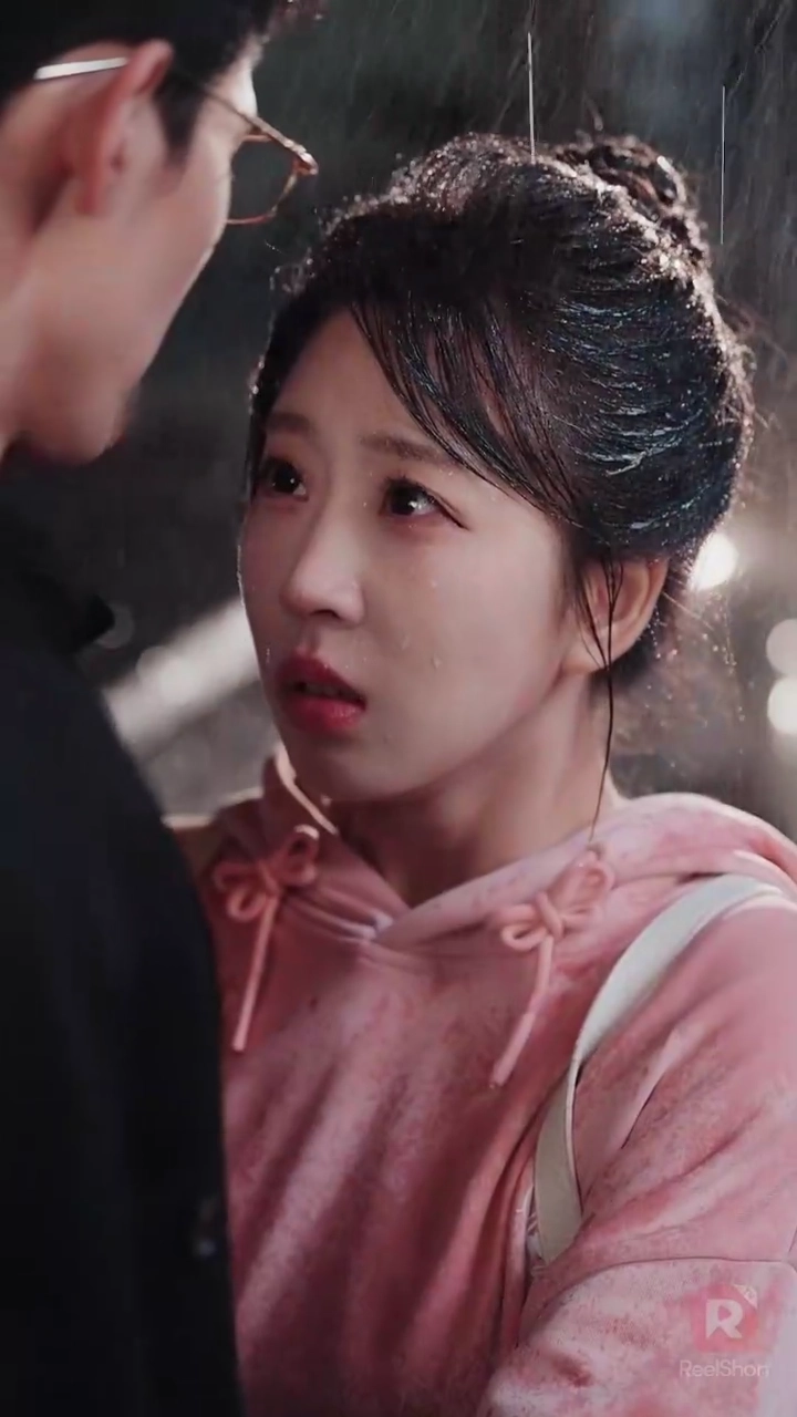 Malam Saat Dia Memilikikufoto