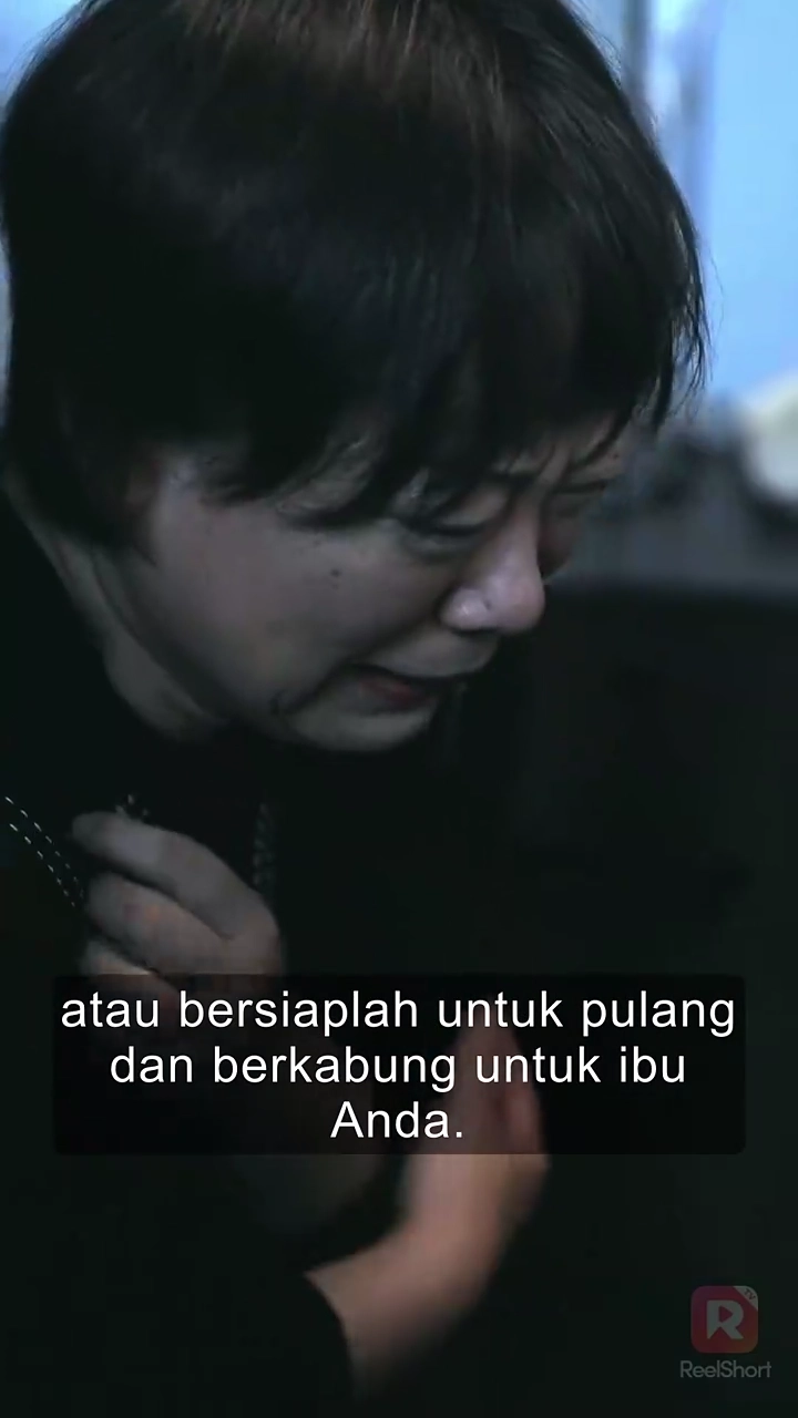 Terpecah di Antara Dua Miliarderfoto