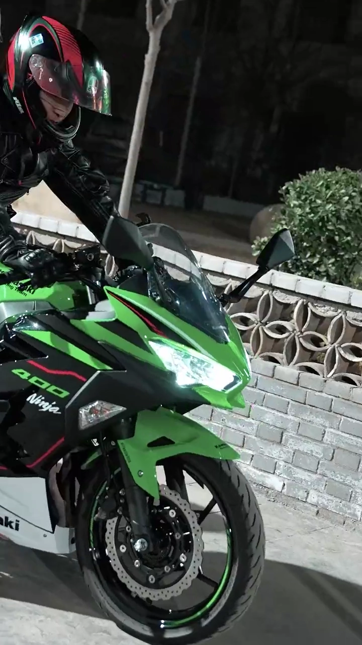 成功は結婚放棄から始まる写真